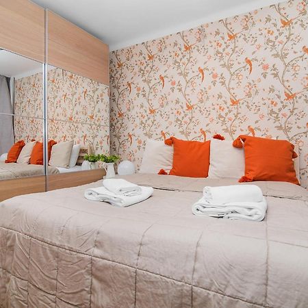 Central Apartments Grzybowska Варшава Экстерьер фото